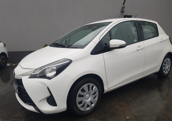 Toyota Yaris cena 33900 przebieg: 155000, rok produkcji 2019 z Tomaszów Mazowiecki małe 211